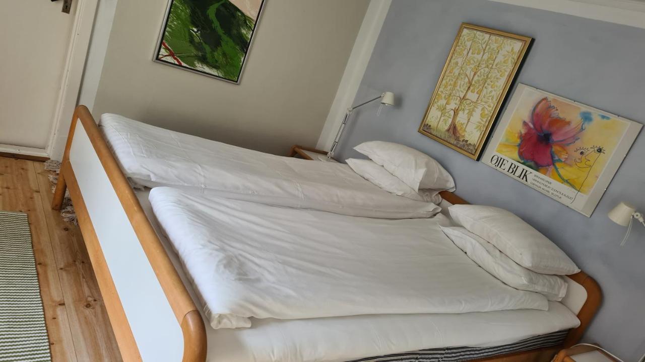 Villa Luna Breakfast Hotel Killeberg Bagian luar foto